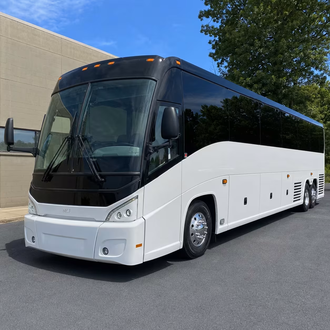 long distance charter bus rentals from bridgeport for corporate teams